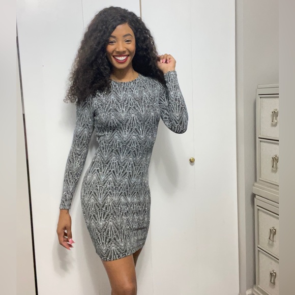 Glittery bodycon dress - Picture 6 of 6